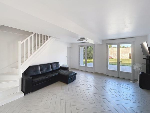 Maison Brain Sur Allonnes 4 pièce(s) 140 m2