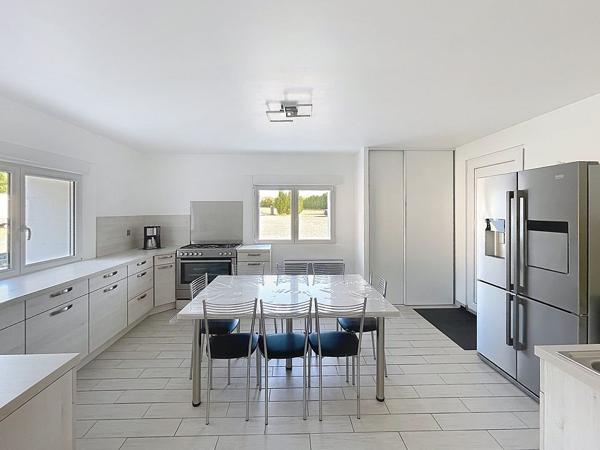 Maison Brain Sur Allonnes 4 pièce(s) 140 m2