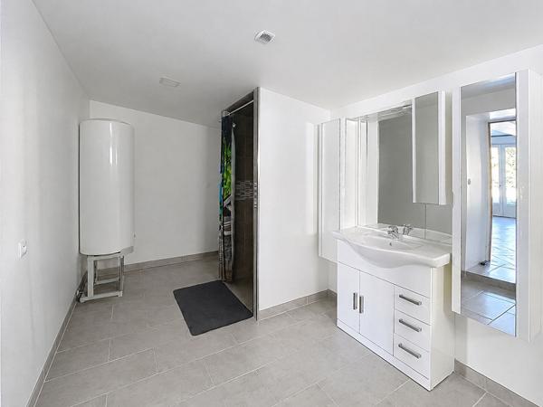 Maison Brain Sur Allonnes 4 pièce(s) 140 m2