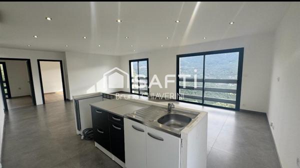 A vendre villa  2 appartements T4 +T3