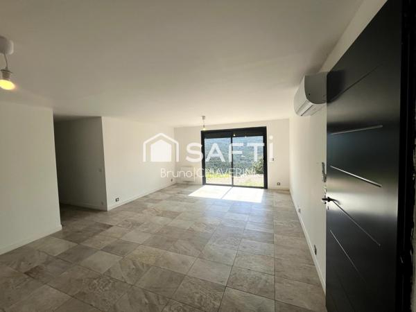 A vendre villa  2 appartements T4 +T3