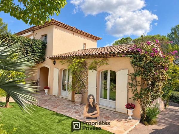 Villa plein Golf Saint Raphael 6 pièces 172 m2, jardin paysager et piscine