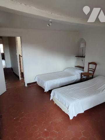 Appartement à rénover au coeur du Village