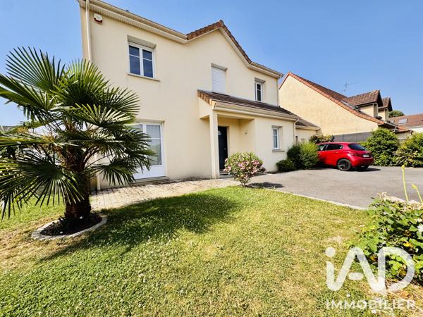 Maison à vendre 6 pièces 132 m² Mézières-sur-Seine
