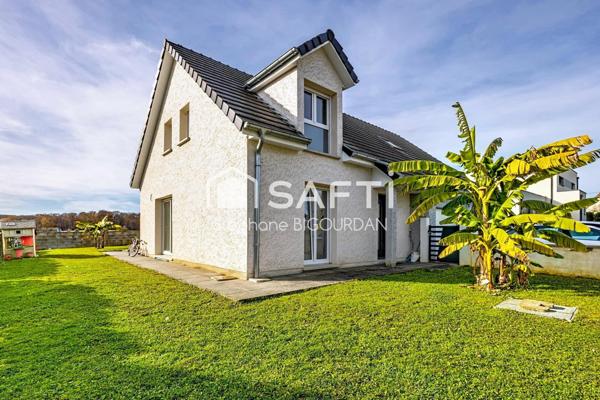 Maison 2016 Rioz, 137m², 4ch, mezza, 6 ares, piscine