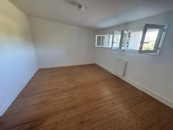 Maison 5 pièces 169 m² à louer - St-Palais-sur-Mer