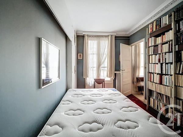 Appartement à vendre  4 pièces - 76,25 m2 PARIS - 75009