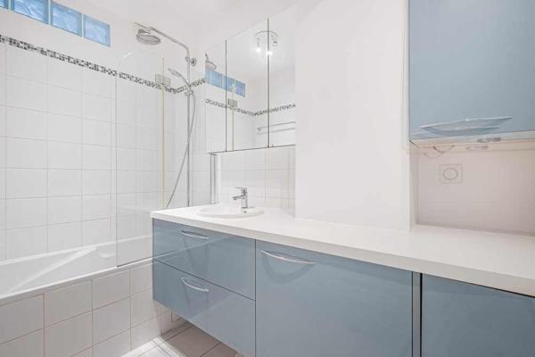 Paris (75010) Paris 10ème, Louis Blanc, appartement 63m2 en parfait état