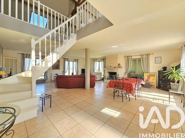 Maison à vendre 7 pièces 260 m² Thoiry