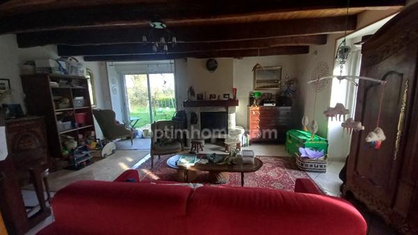 Maison à vendre 5 chambres, dépendances et grand terrain