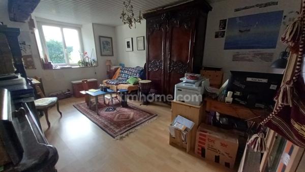 Maison à vendre 5 chambres, dépendances et grand terrain