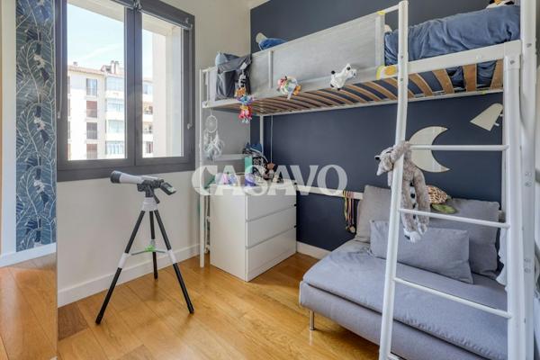 Vente Appartement 5 pièces de 117m² - 13100 Aix-en-Provence