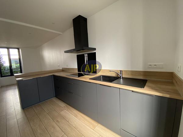 Location maison Pontivy : 1 000 € - AJP Immobilier Pontivy