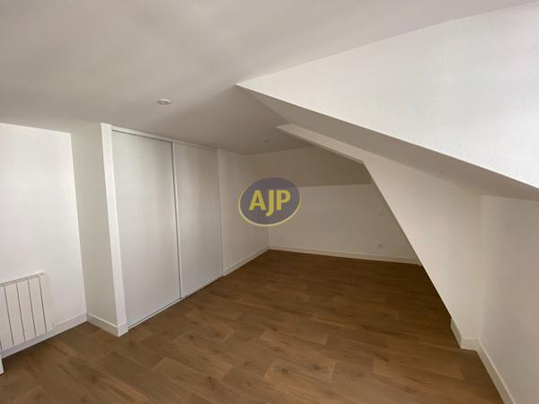 Location maison Pontivy : 1 000 € - AJP Immobilier Pontivy