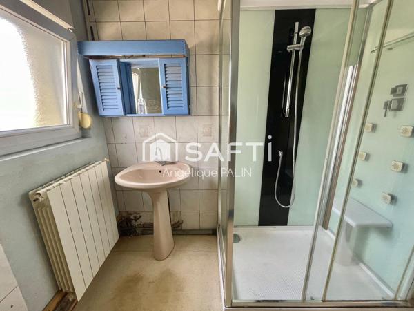 Maison lumineuse et fonctionnelle