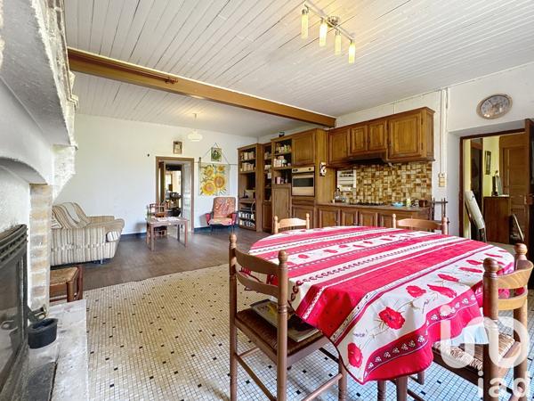 Maison à vendre 5 pièces 147 m² Brie-sous-Chalais