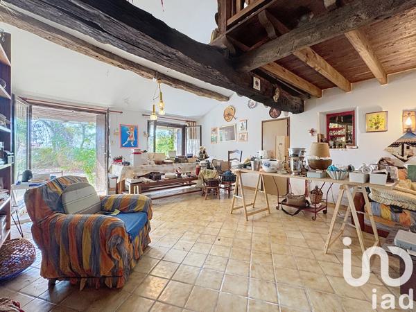 Maison à vendre 5 pièces 147 m² Brie-sous-Chalais