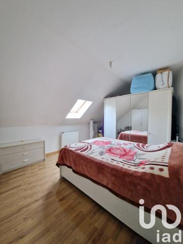 Maison traditionnelle 7 pièces de 185 m² à Gien (45500)