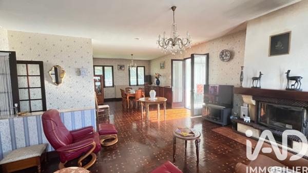 Maison à vendre 5 pièces 161 m² Puymoyen