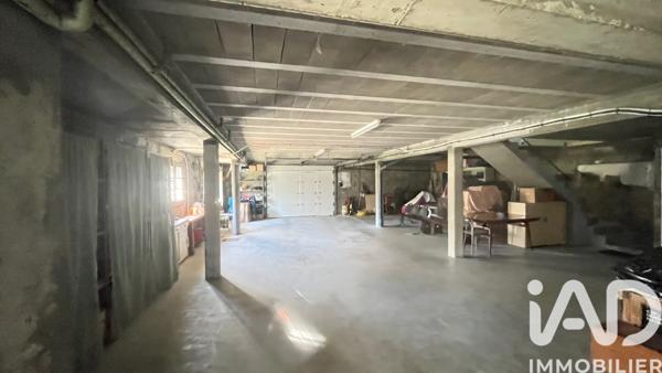 Maison à vendre 5 pièces 161 m² Puymoyen