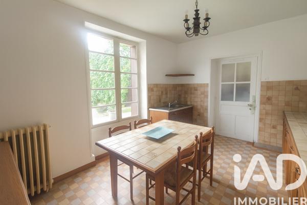 Maison à vendre 6 pièces 160 m² Aubigné-Racan