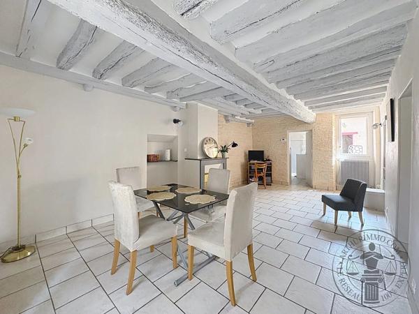 Vente                                                      Maison
                        
                     6 pièces                      113 m2                     à Auneau