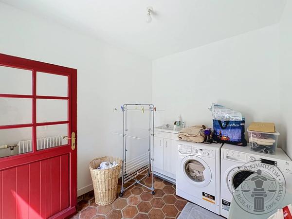 Vente                                                      Maison
                        
                     6 pièces                      113 m2                     à Auneau