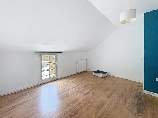 Vente                                                      Maison
                        
                     6 pièces                      113 m2                     à Auneau