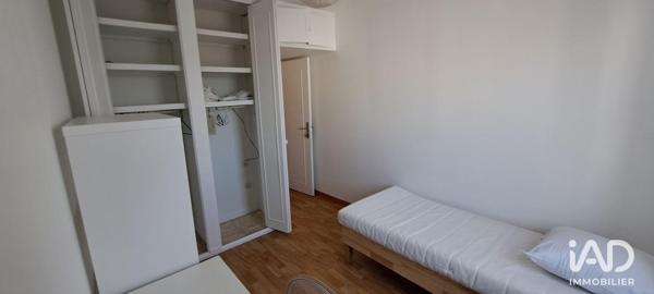 Location studio 9 m² Cergy