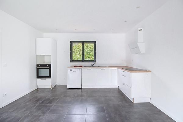 A VENDRE ! Maison centre ville LORGUES 5 pièces de 110 m²