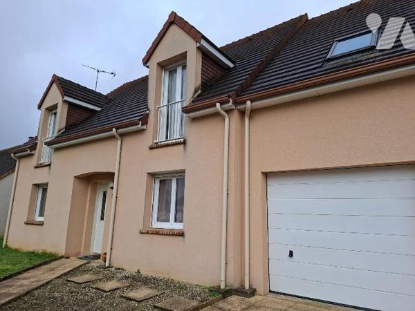 QUARTIER HOPITAL - UNIVERSITE - PROCHE TOUTES COMMODITES - RUE TRES CALME
Pavillon de 2006 com...