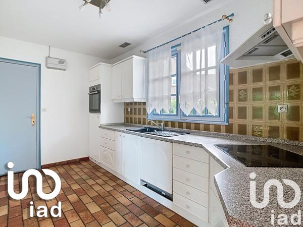 House for sale 5 rooms 85 m² Hallennes-lez-Haubourdin