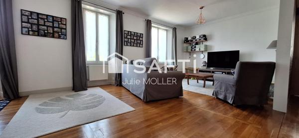 Maison familiale 5 chambres avec piscine à Guéret