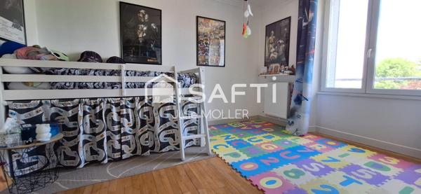 Maison familiale 5 chambres avec piscine à Guéret