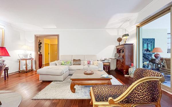 Appartement à vendre    3 pièces • 80,25 m2 Nice