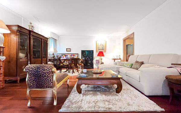 Appartement à vendre    3 pièces • 80,25 m2 Nice