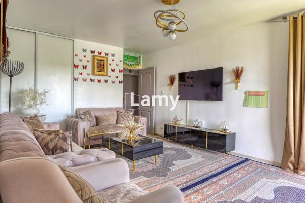 Appartement t4, balcon et parking