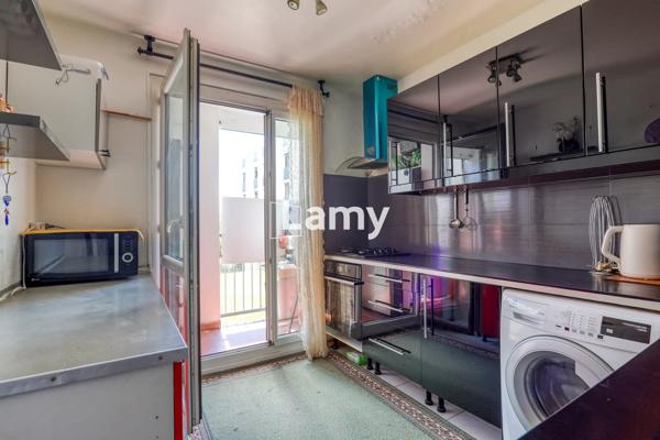 Appartement t4, balcon et parking