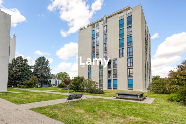 Appartement t4, balcon et parking