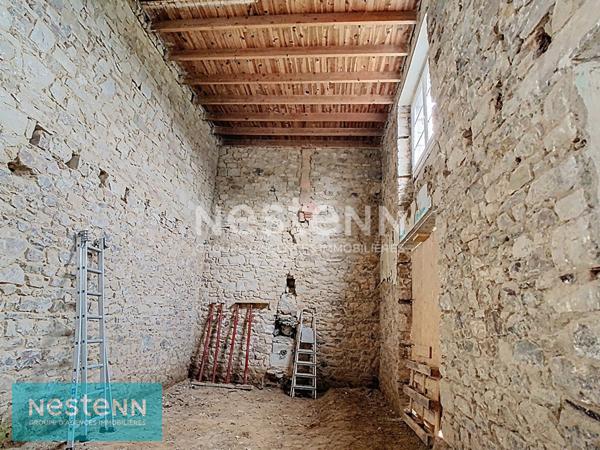 Propriete de caractere a renover. Vue imprenable et environnement d exception a Saint-Donan !