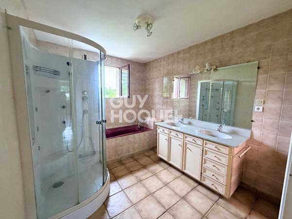Maison Saint-vit 5 chambres 163.05 m2