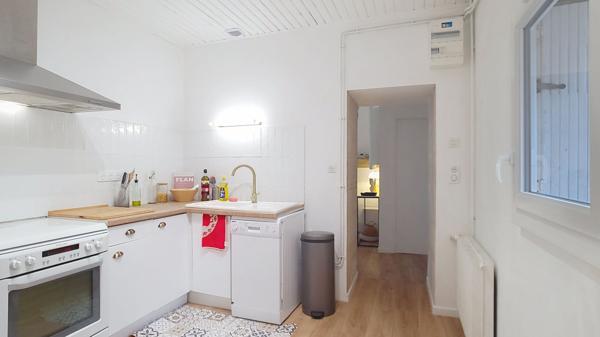 A vendre Maison à Pompiey 4 pièce(s) 96 m2 avec jardin et dépendance à rénover