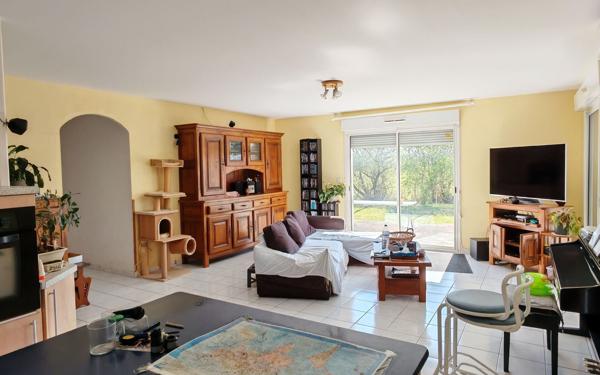 Maison à vendre    4 pièces •  Escatalens