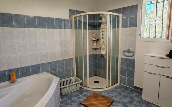 Maison à vendre    4 pièces •  Escatalens