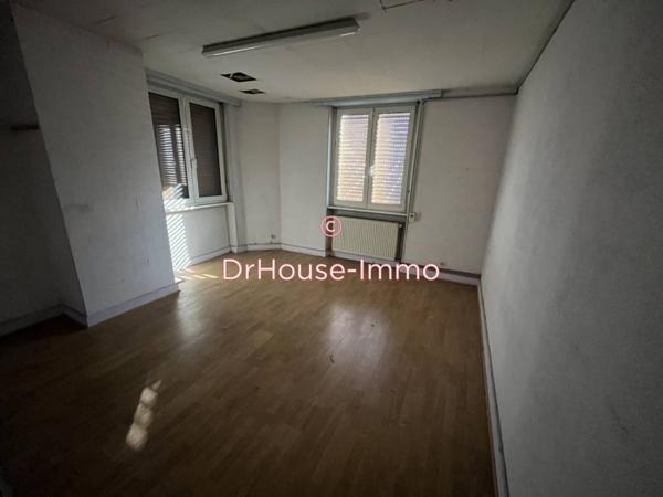 Immeuble à vendre 10 pièces de 400 m²