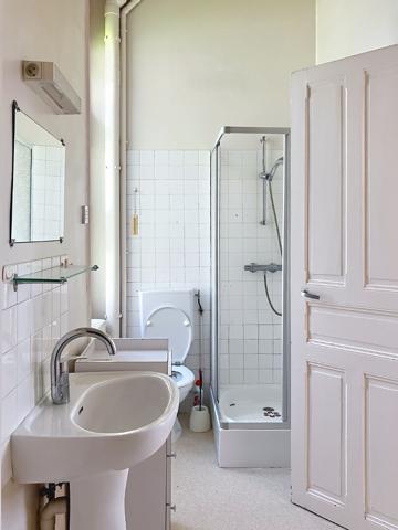 A Vendre Maison 10 pièces Angers - Secteur Doutre - CHU