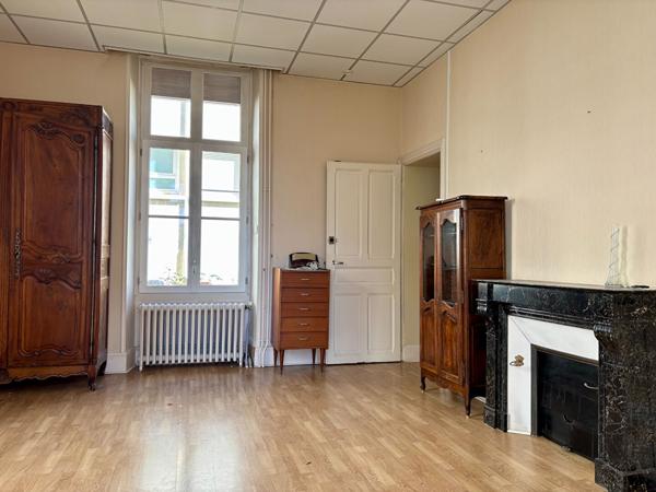 A Vendre Maison 10 pièces Angers - Secteur Doutre - CHU