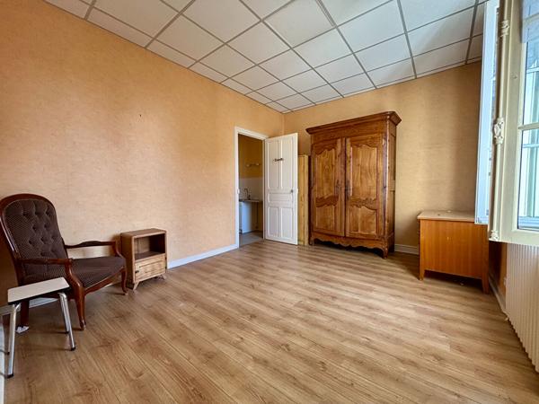 A Vendre Maison 10 pièces Angers - Secteur Doutre - CHU