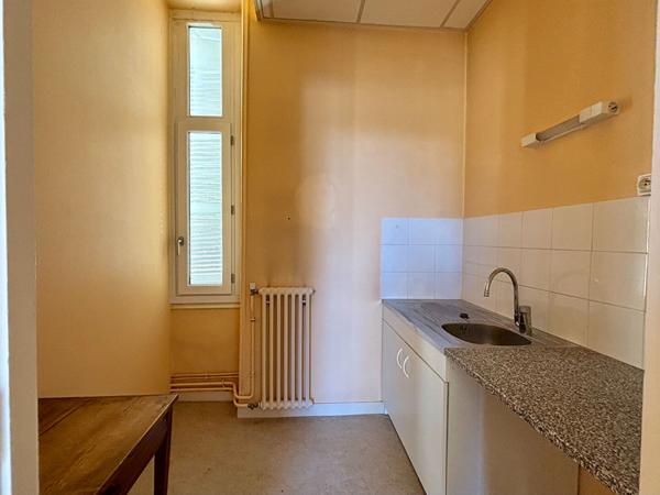 A Vendre Maison 10 pièces Angers - Secteur Doutre - CHU
