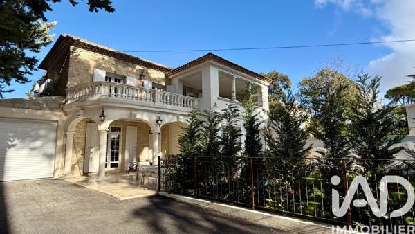 Maison à vendre 10 pièces 225 m² Carpentras
